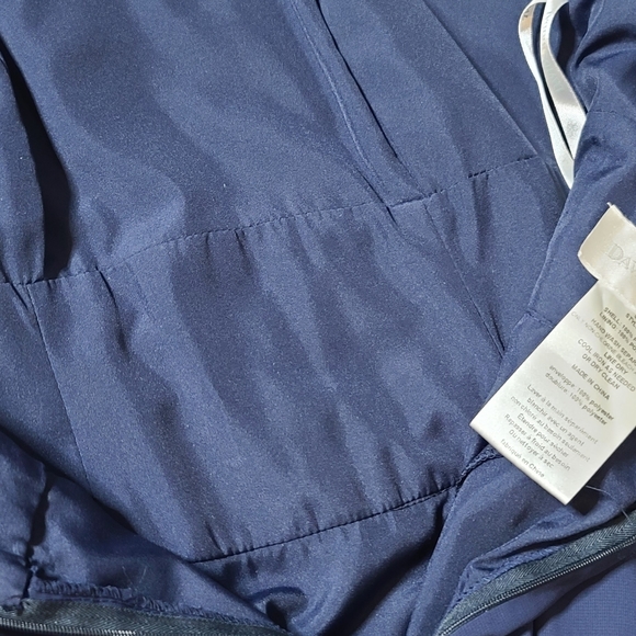 David's Bridal Womens Bridesmaid Formal Dress for Any Occasion - Picture 11 of 12